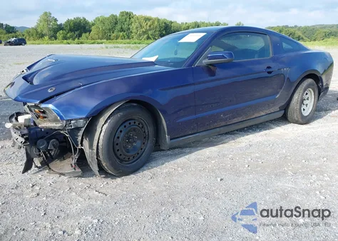 2010 Ford Mustang V6 Premium z USA, uszkodzony, nr VIN 1ZVBP8AN5A5149230